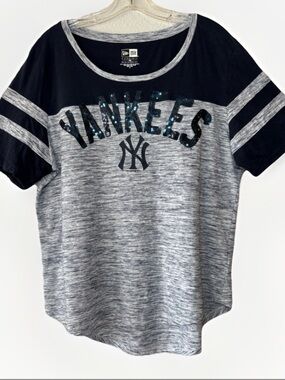 New Era New York Yankees MLB Women's Sequins T-shirt 1X Short Sleeve Baseball
